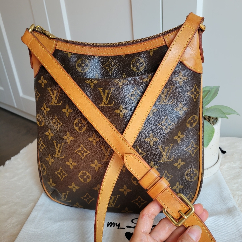 💕DISCONTINUED Very Rare Crossbody LOUIS VUITTON Odeon PM Monogram - Picture 4 of 16